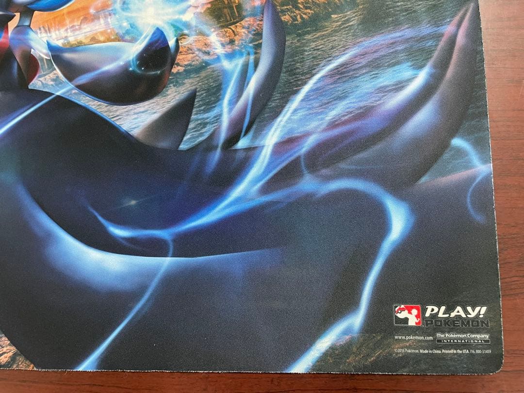 メガサーナイト　色違い　プレイマット　海外　2016