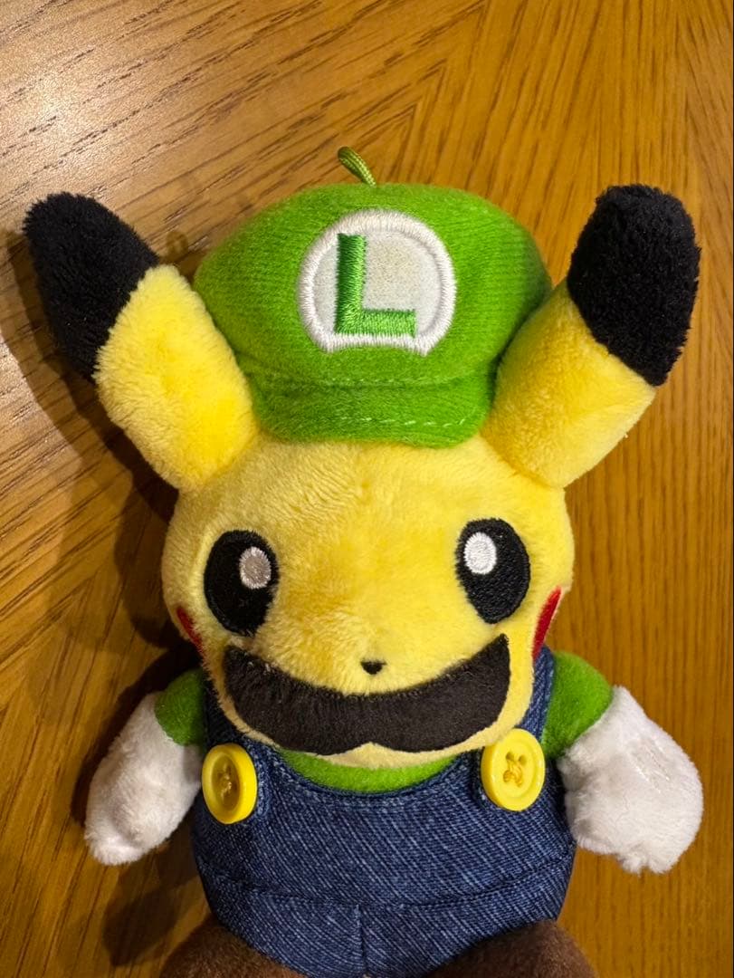 ルイージピカチュウ マスコット、ぬいぐるみ
