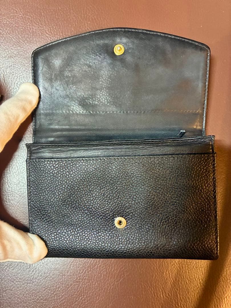 カブタロウサマ向け　CHANEL 二つ折り財布 ブラック レザー