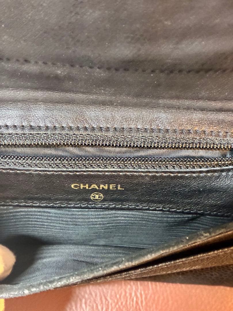 カブタロウサマ向け　CHANEL 二つ折り財布 ブラック レザー