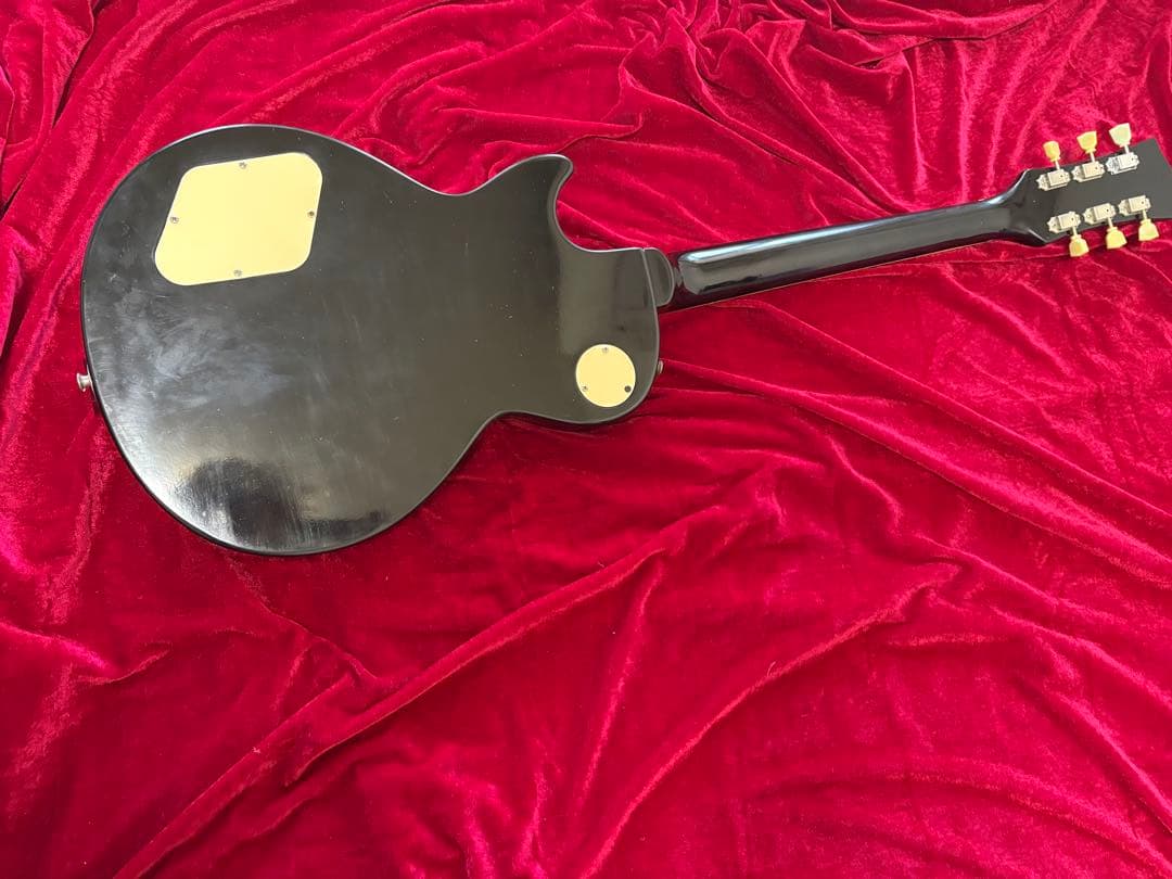 レスポールタイプ　ラッカーフィニッシュ　コンポーネントギター　ビグスビータイプ