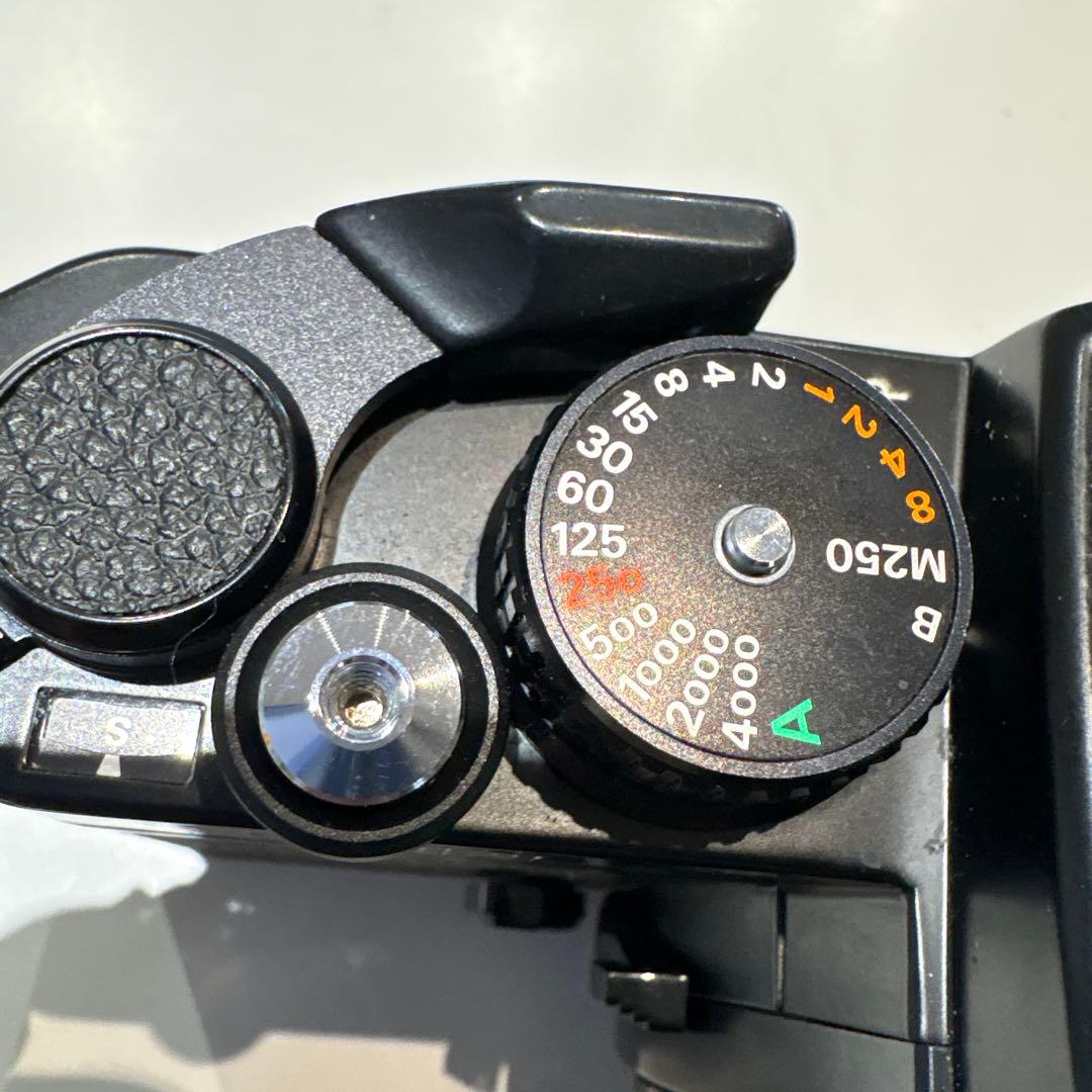 ニコン　一眼レフカメラ