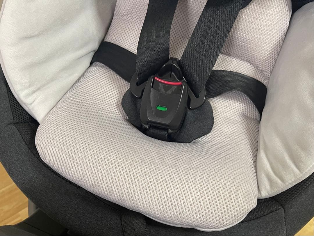 【綺麗】コンビ 新生児チャイルドシート ザエス THE S ZA R129