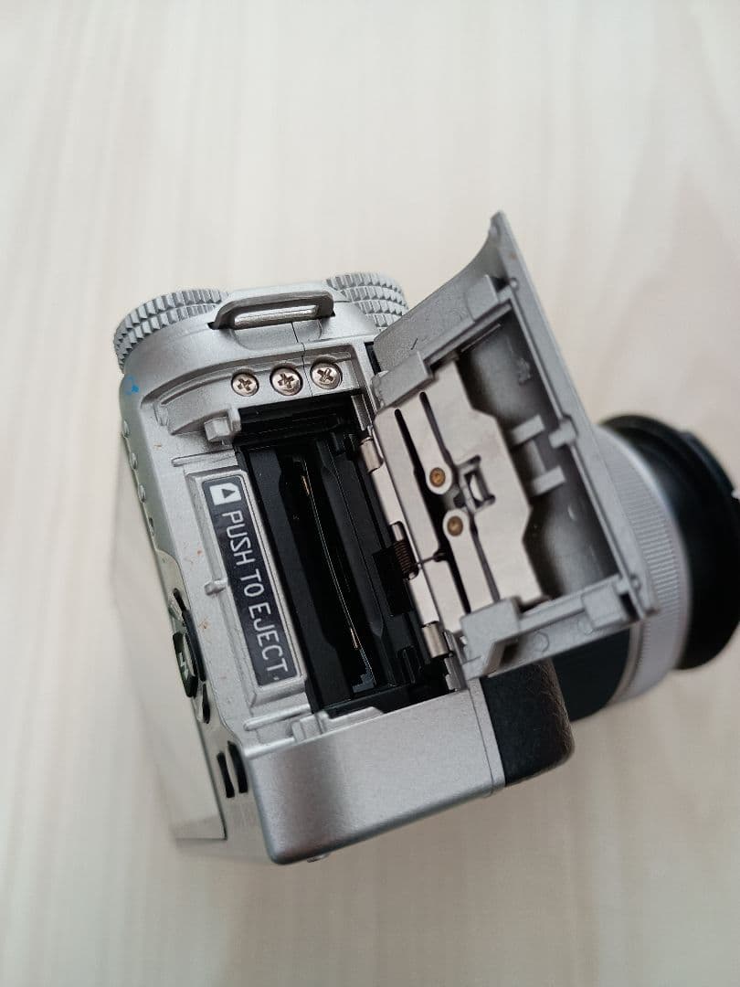 【電池2個付】PENTAX Q10 01standardzoom レンズキット