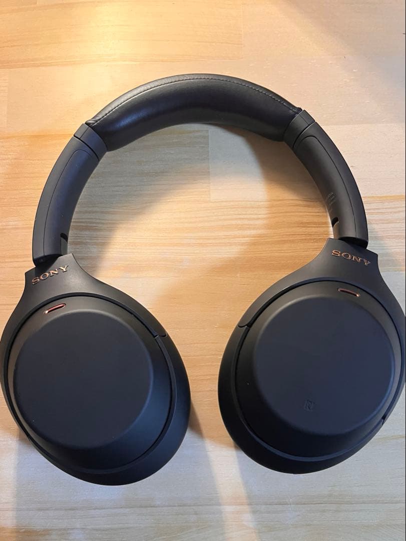 24　SONY　WH-1000XM4