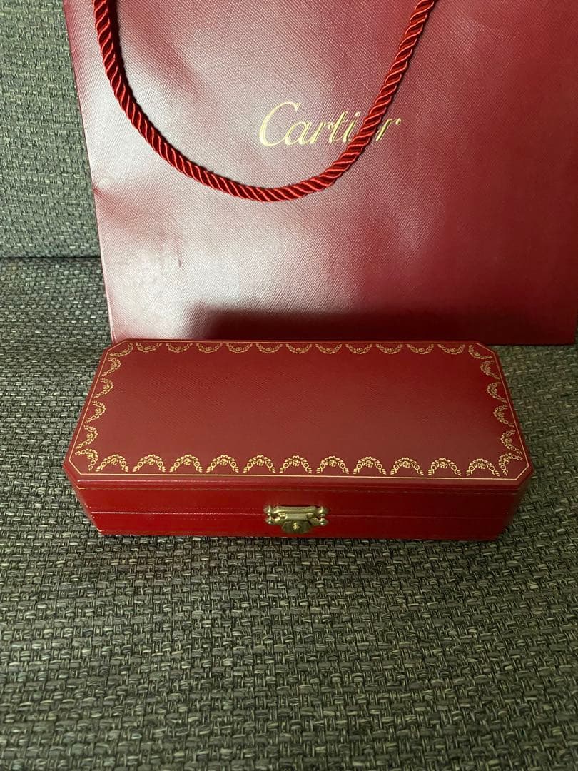 Cartier ボールペン黒レア　レッドギフトボックス☆ 新品未使用品