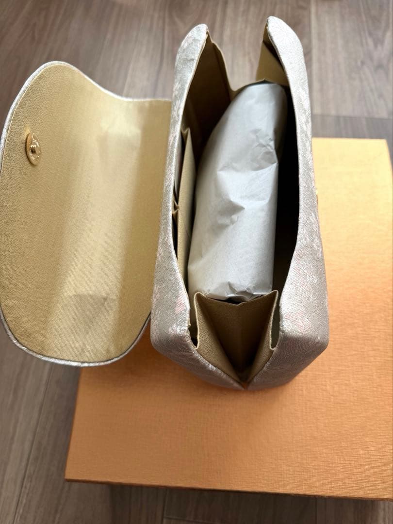 世美庵 高級帯地 草履バッグセット 新品 留袖 訪問着 シルバー系