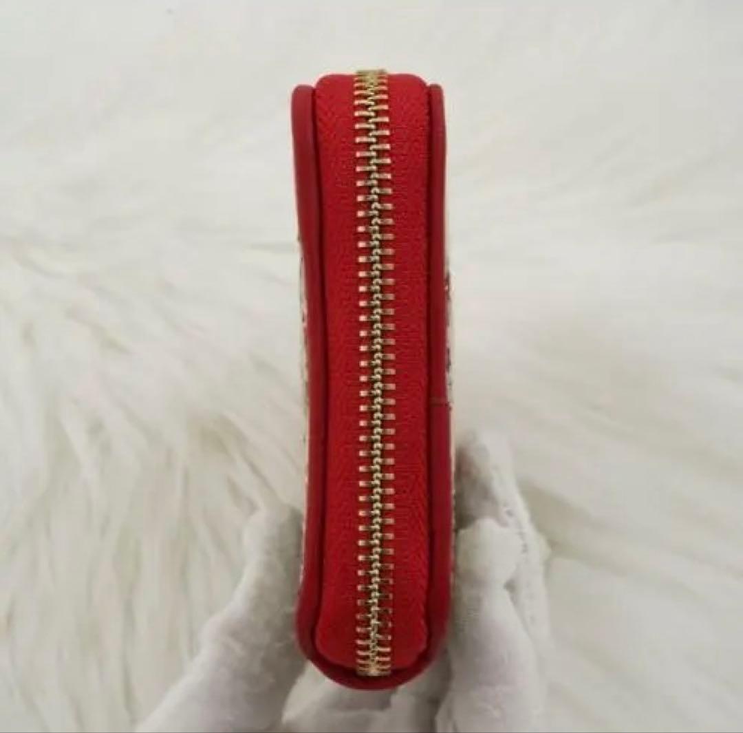 新品同様、ほぼ未使用 、箱付き TORY BURCH 折り財布 花柄 レッド