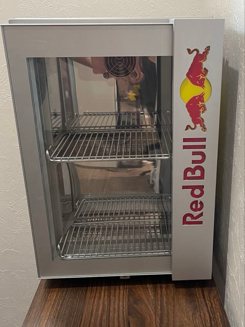 Red Bull 冷蔵庫