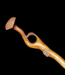 尾崎谷斎 在銘 笄 (こうがい)「霊芝」浅草彫 幕末 根付 名人