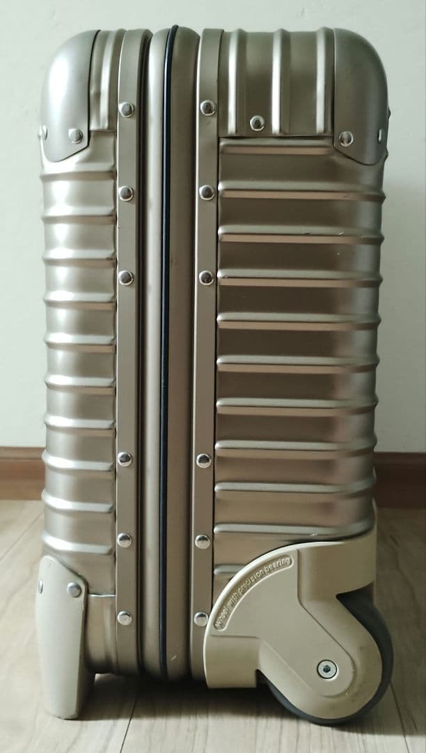 ◎希少◎美品★RIMOWAリモワ★トパーズチタニウムビジネストロリー★2輪TSA