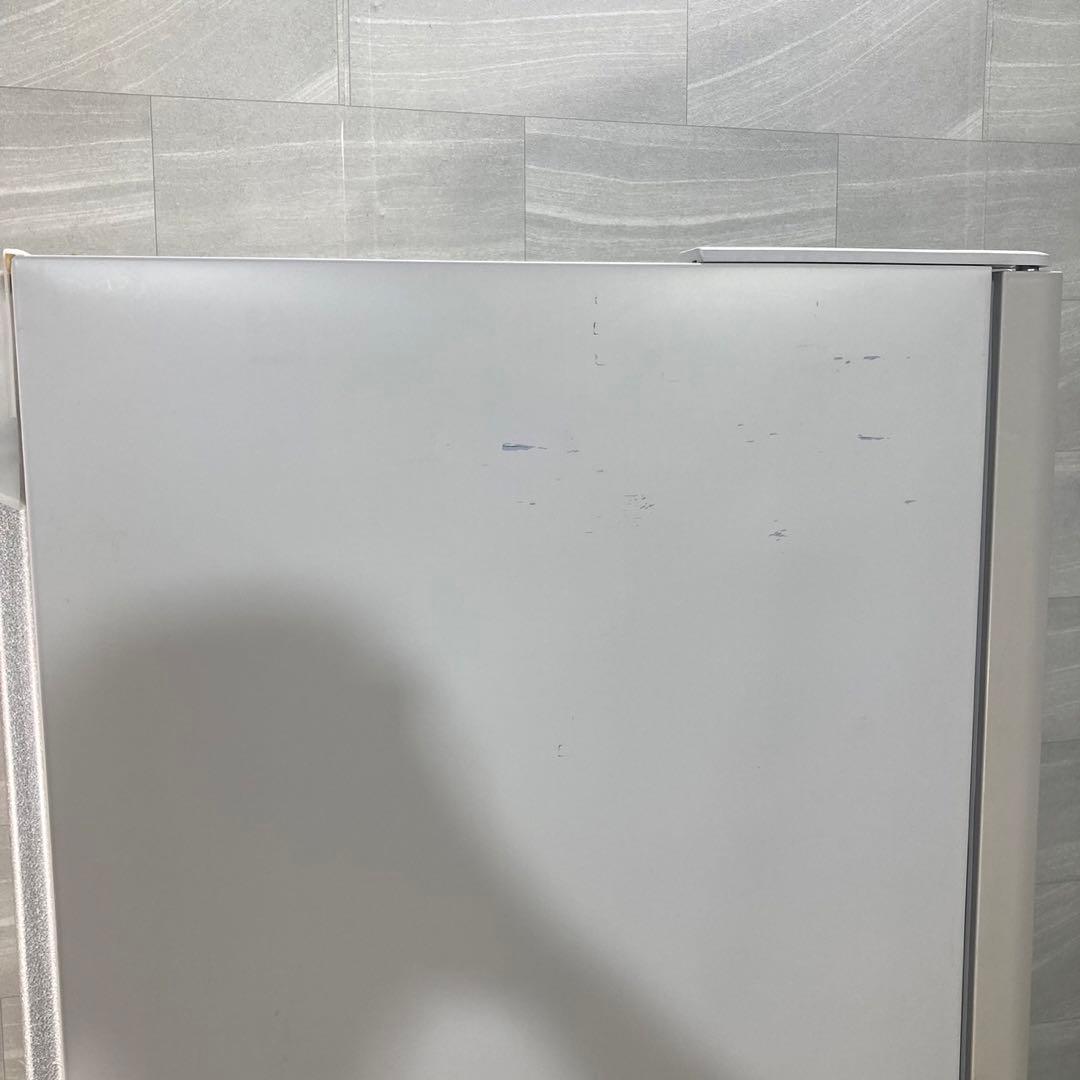 HITACHI 大型冷蔵庫 520L R-HW52J 真空チルド d4702