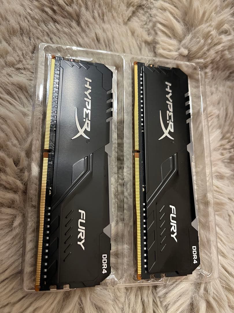 キングストン　HyperX FURY DDR4メモリー 2枚セット