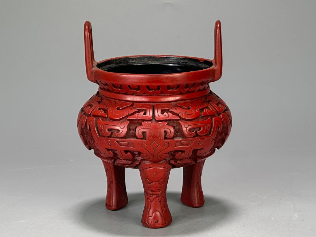 中国漆器　堆朱香炉