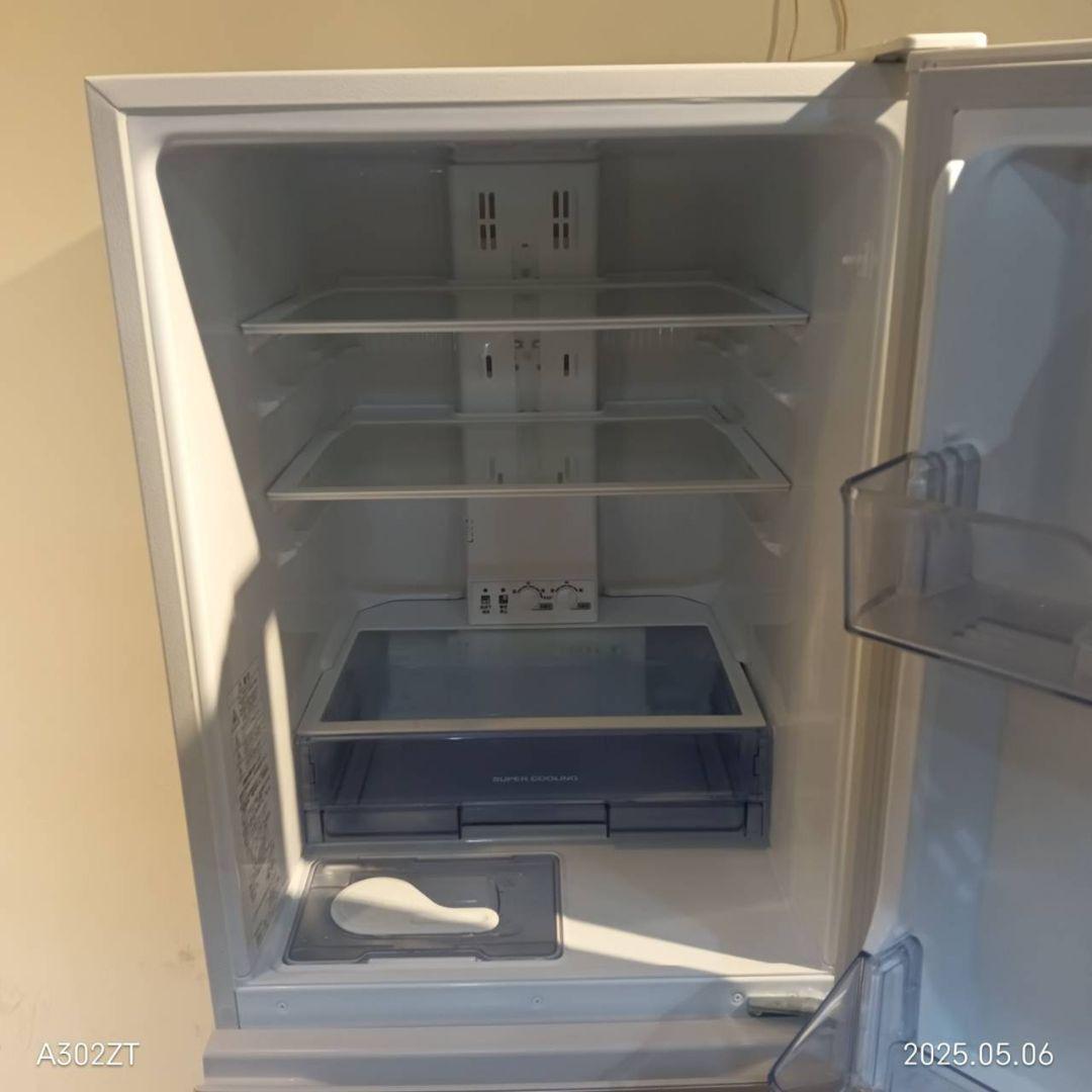 009 送料設置無料　神奈川限定配送　東芝　大型冷蔵庫　最新モデル　363L