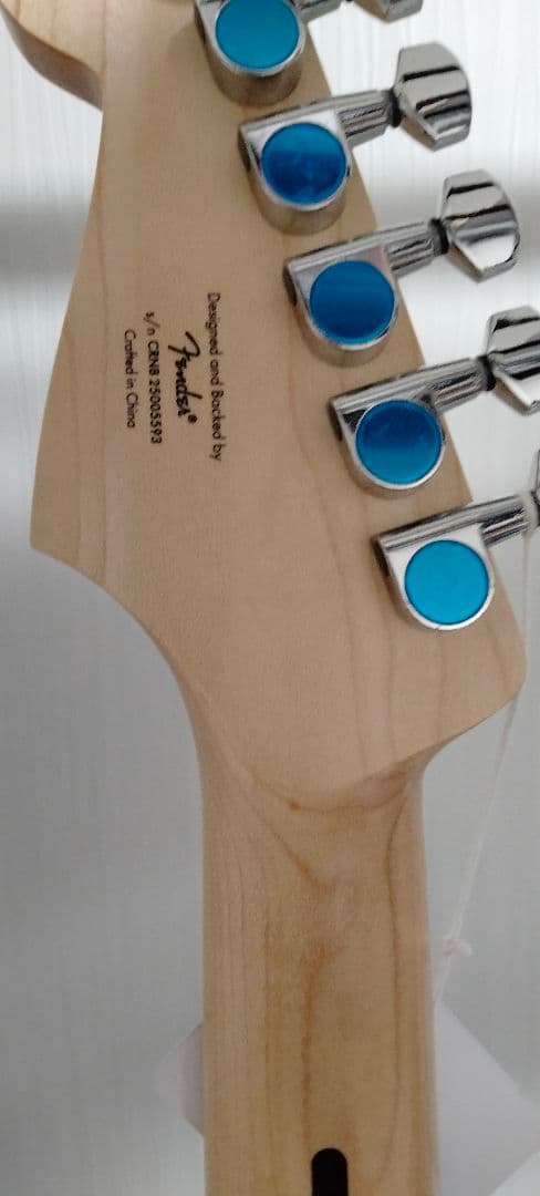 【新品】Squier by Fender エレキギター ストラトキャスター