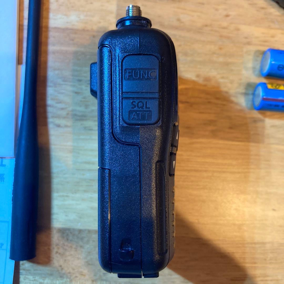 ICOM IC-R6 受信改造済み　アンテナ３本　書籍付き