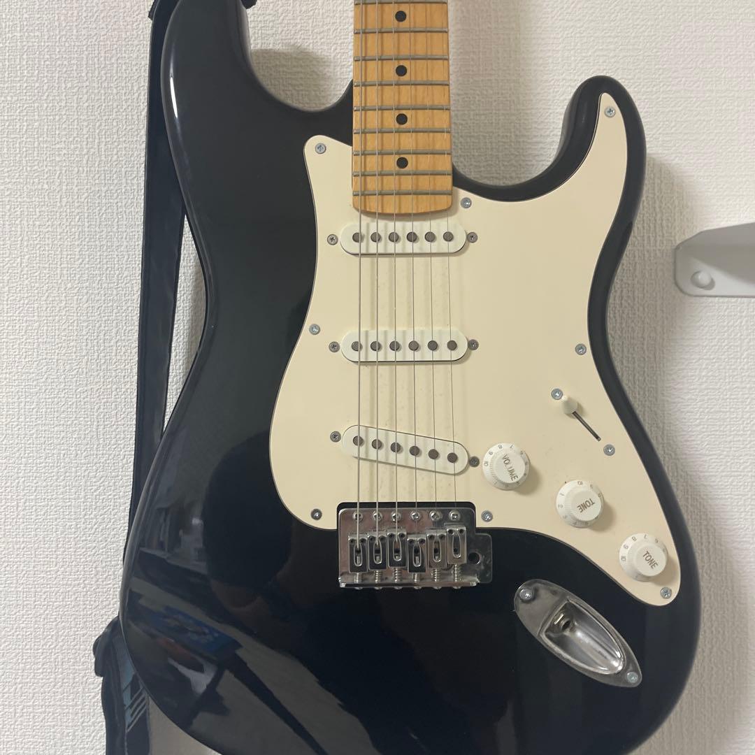 FERNANDES エレキギター ブラック ストラトキャスター