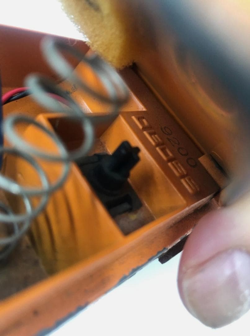 BOSS DS-1 ディストーションペダル 銀ネジ スタンプシリアル