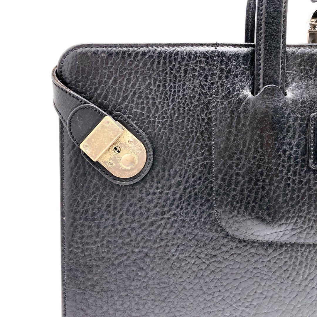 Burberry ビジネスバッグ　レザー　ブラック　ブリーフケース