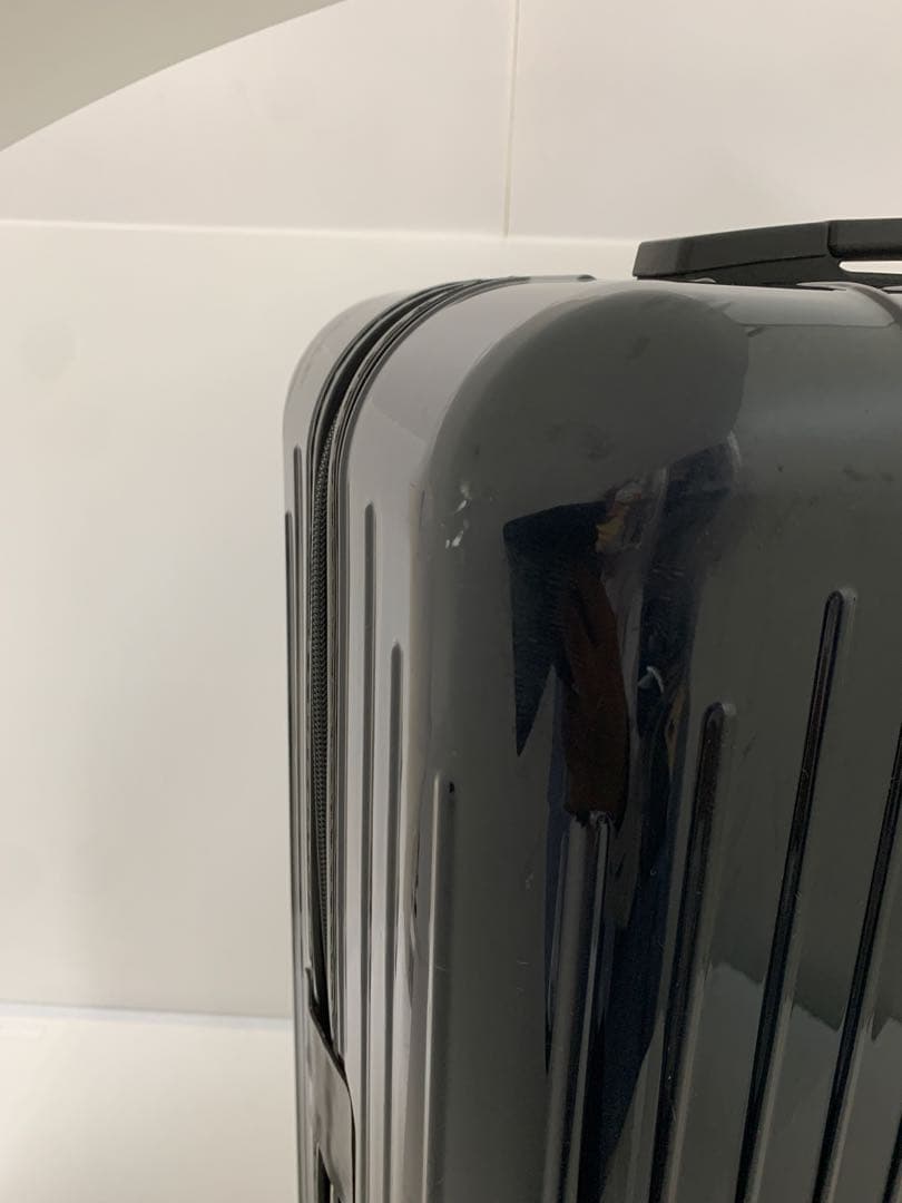 RIMOWA リモワ 37Lサルサ 4輪