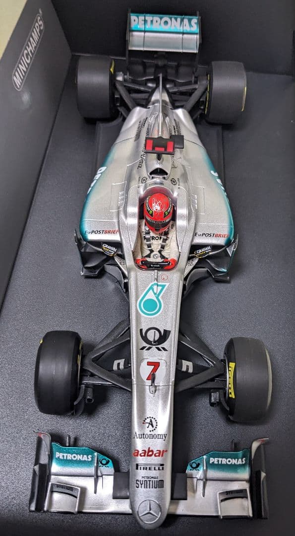 ミニカー MINICHAMPS M.SCHUMACHER SHOWCAR 2011