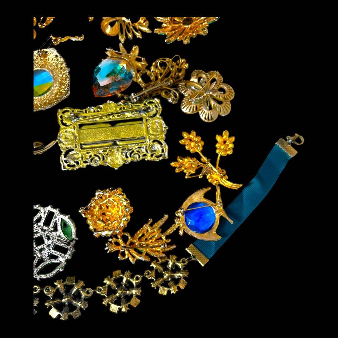 ☆2025年&2026年福袋☆レッド&マルチカラー☆26点アクセサリーセット