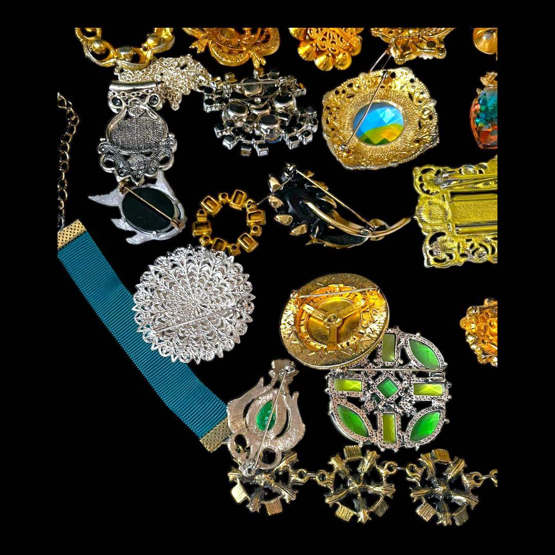 ☆2025年&2026年福袋☆レッド&マルチカラー☆26点アクセサリーセット