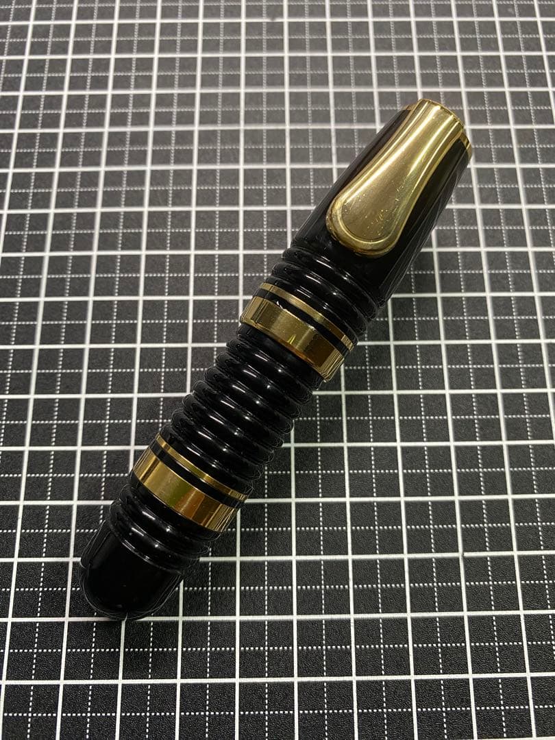 Platinum Glamor 万年筆　字幅M