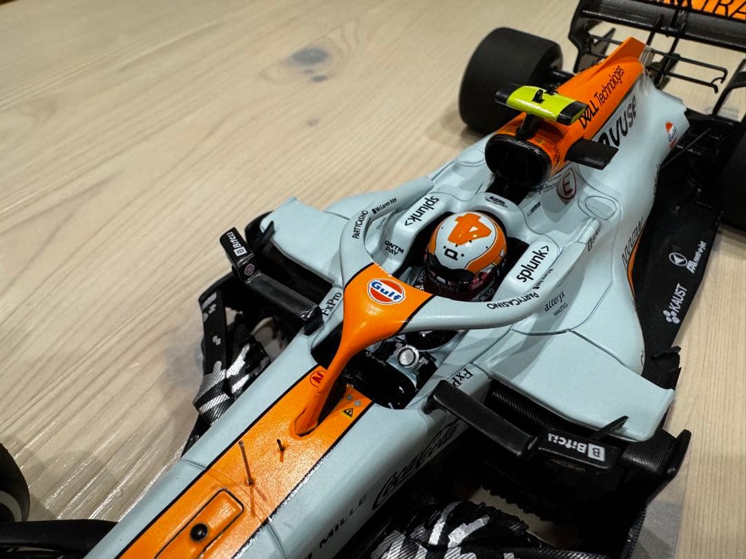 MINICHAMPS 1/18 マクラーレン MCL35M モナコ2021