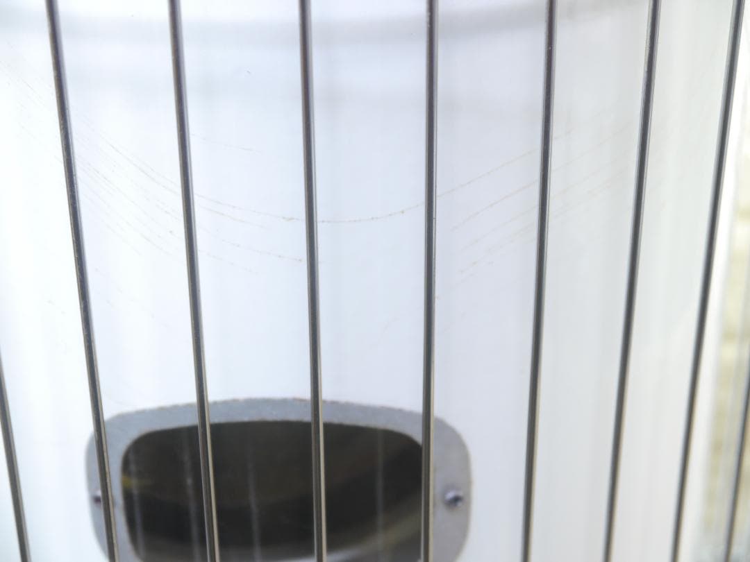 機構良好、外観・・・◆2013年。コロナ　石油ストーブ ホワイト 安全ガード付き