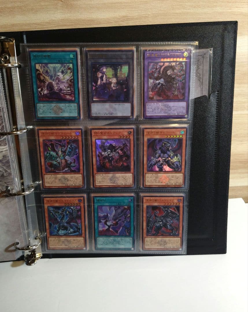 【開封済】遊戯王 白の物語 COMPLETE FILE