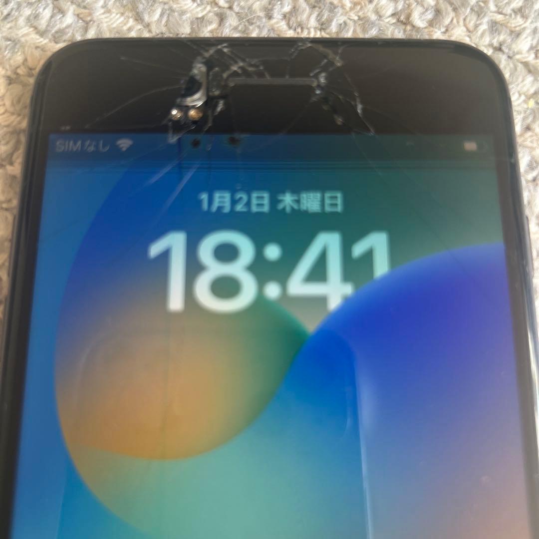 Apple iPhone8Plus 64GB ジャンク品