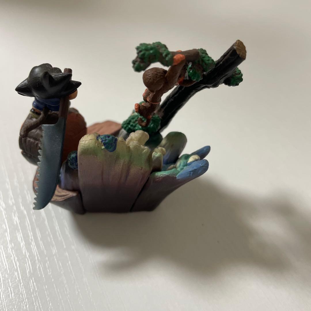 ドラゴンボール　ドラカプ　丸太