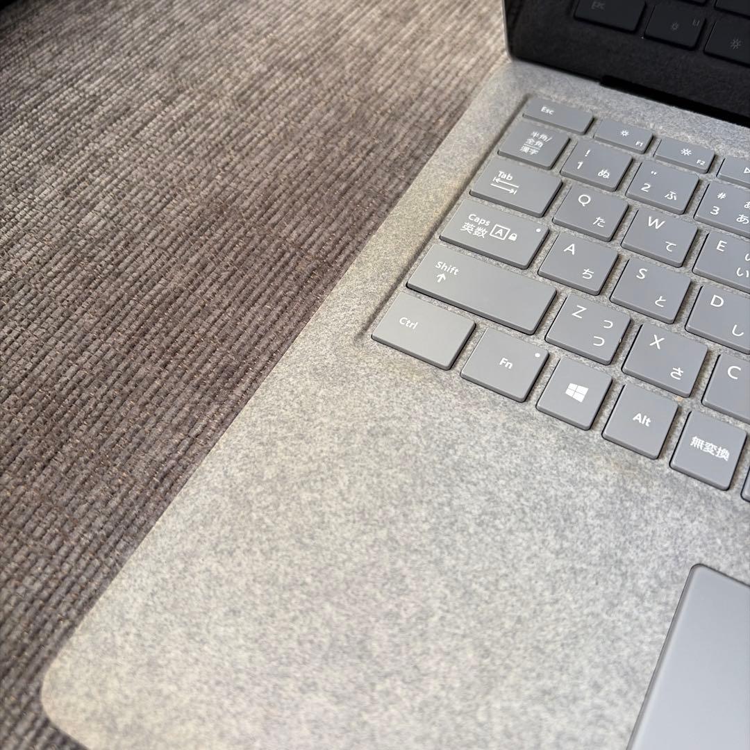 【美品】Microsoft Surface Laptop 1769