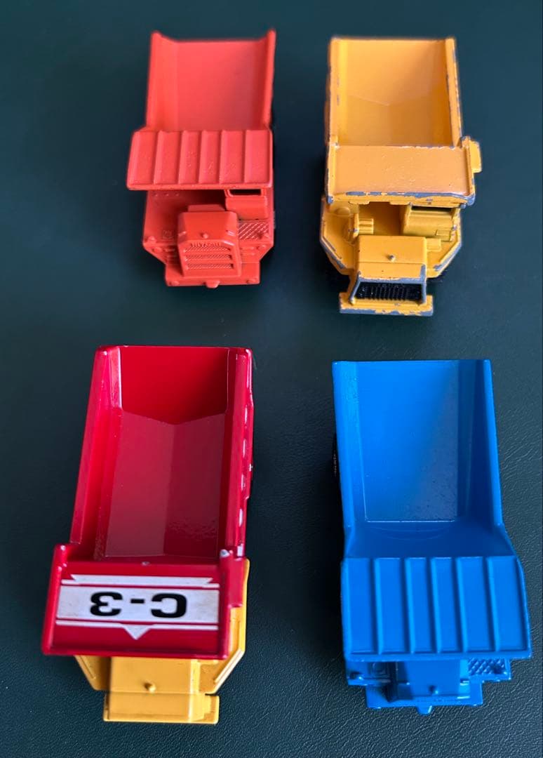 トミカ オフロードダンプ 4台セット