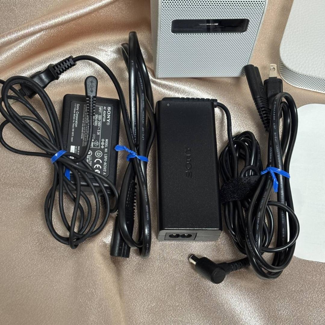 ソニー LSPX-P1 プロジェクター ポータブル バッテリー スピーカー 白