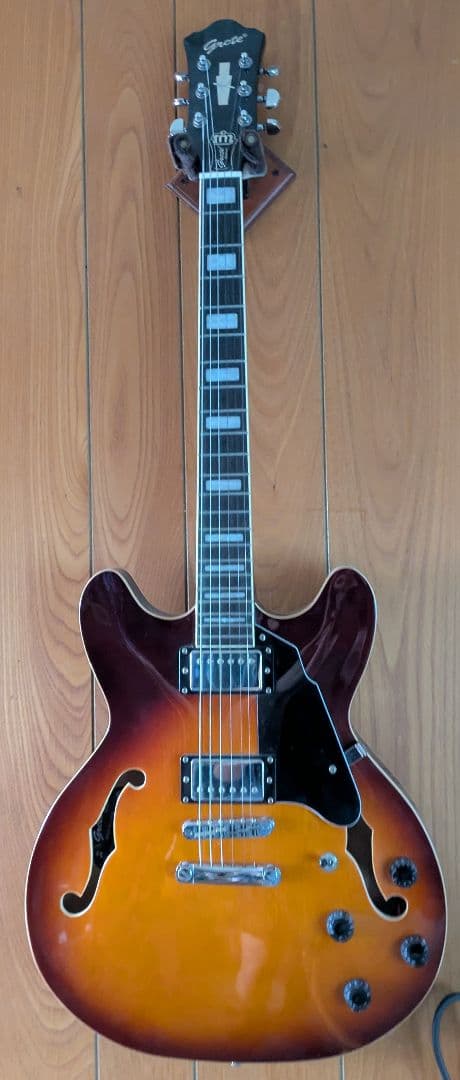 Grote セミアコ　エレキギター サンバースト