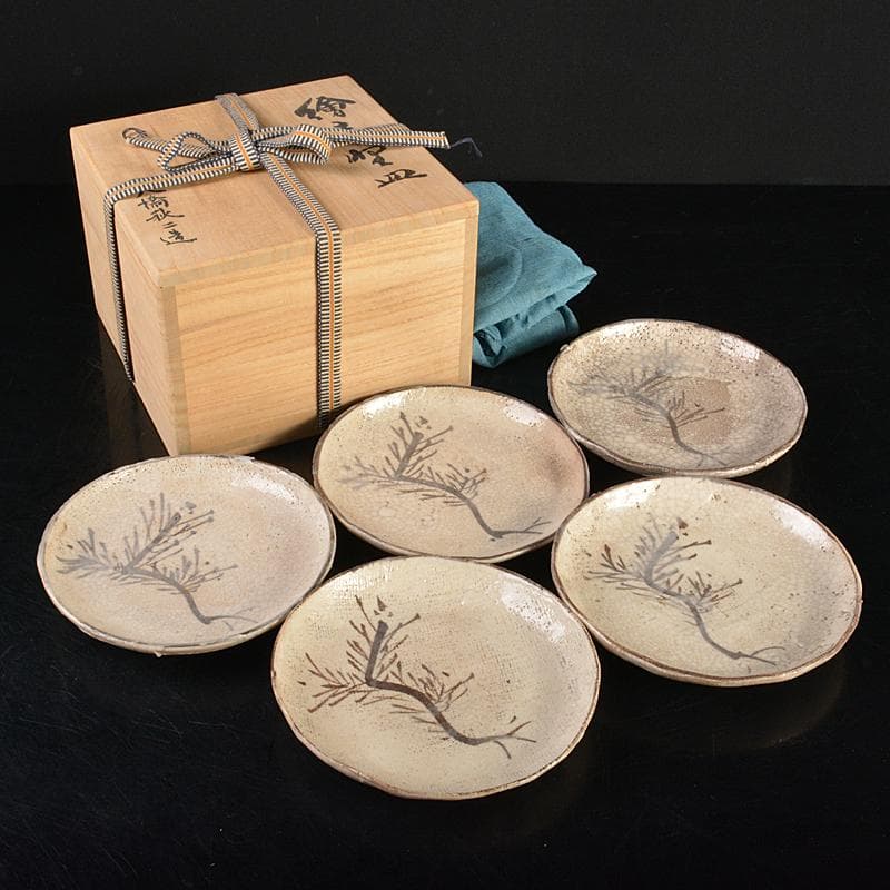 和食器　志野焼　絵志野　大橋秋二作　松文　銘々皿　五客　共箱　V　R7415