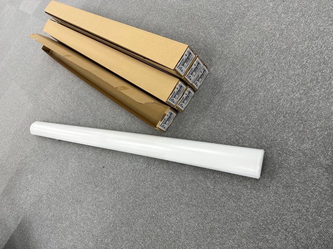 Panasonic製　2018年製　LED照明器具　昼白色　6本セット