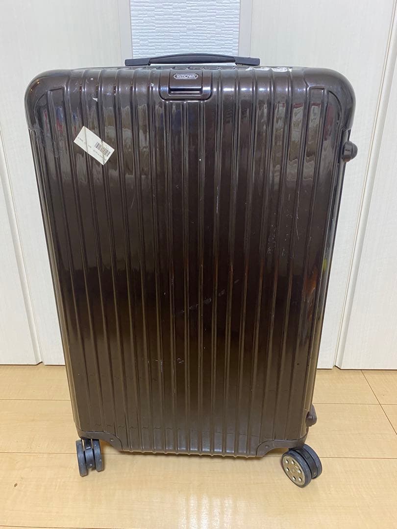 リモワ　サルサデラックス4輪