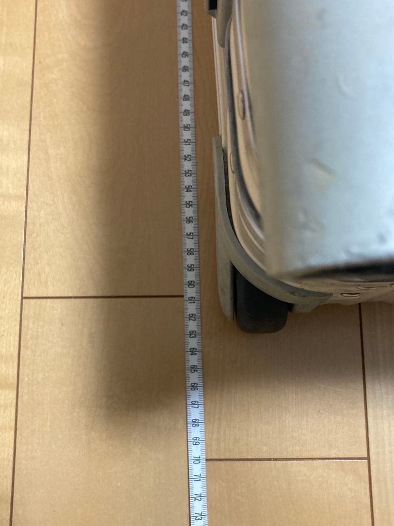 リモワ　スーツケース シルバー アルミ製 RIMOWA