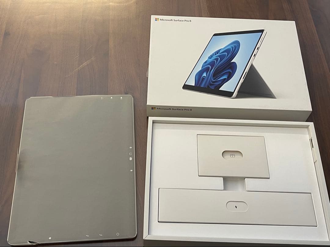 ★凄いぞ★Microsoft Surface Pro 8★シルバー 13インチ★