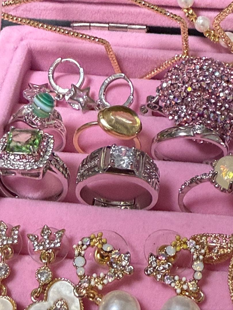 C*.様 遺品整理 アクセサリーまとめ　ネックレス　リング　等　USED品