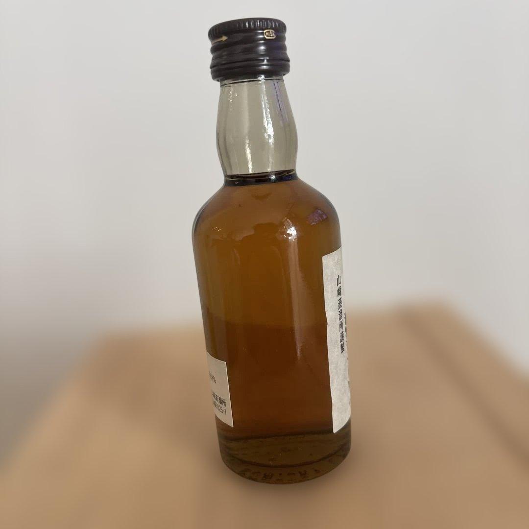 山崎蒸溜所謹製 樽出原酒 ミニボトル 50ml ウイスキー　サントリー