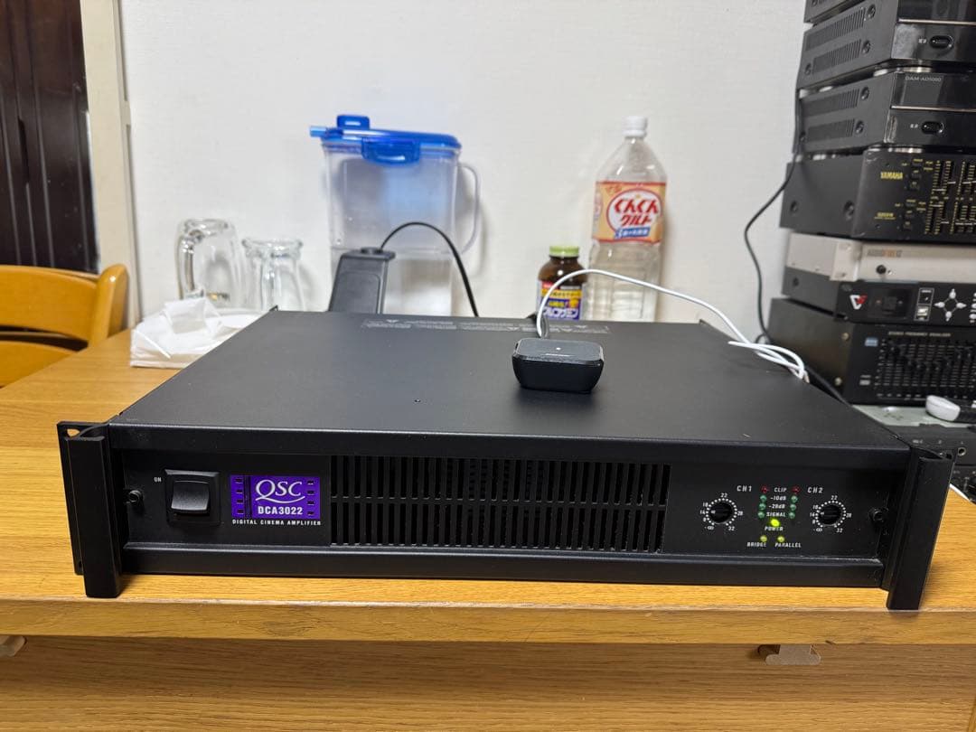 QSC DCA3022 2チャンネルパワーアンプ