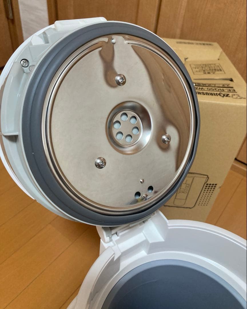 美品　象印マホービン 加湿器 スチーム式 ホワイト EE-RQ50-WA