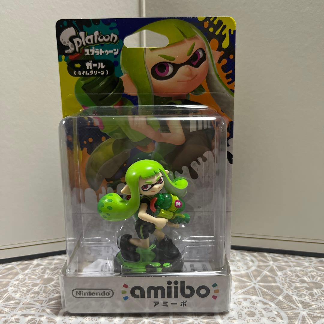 新品未開封　任天堂　スプラトゥーン　アミーボ　ボーイ、ガール、イカ　限定セット