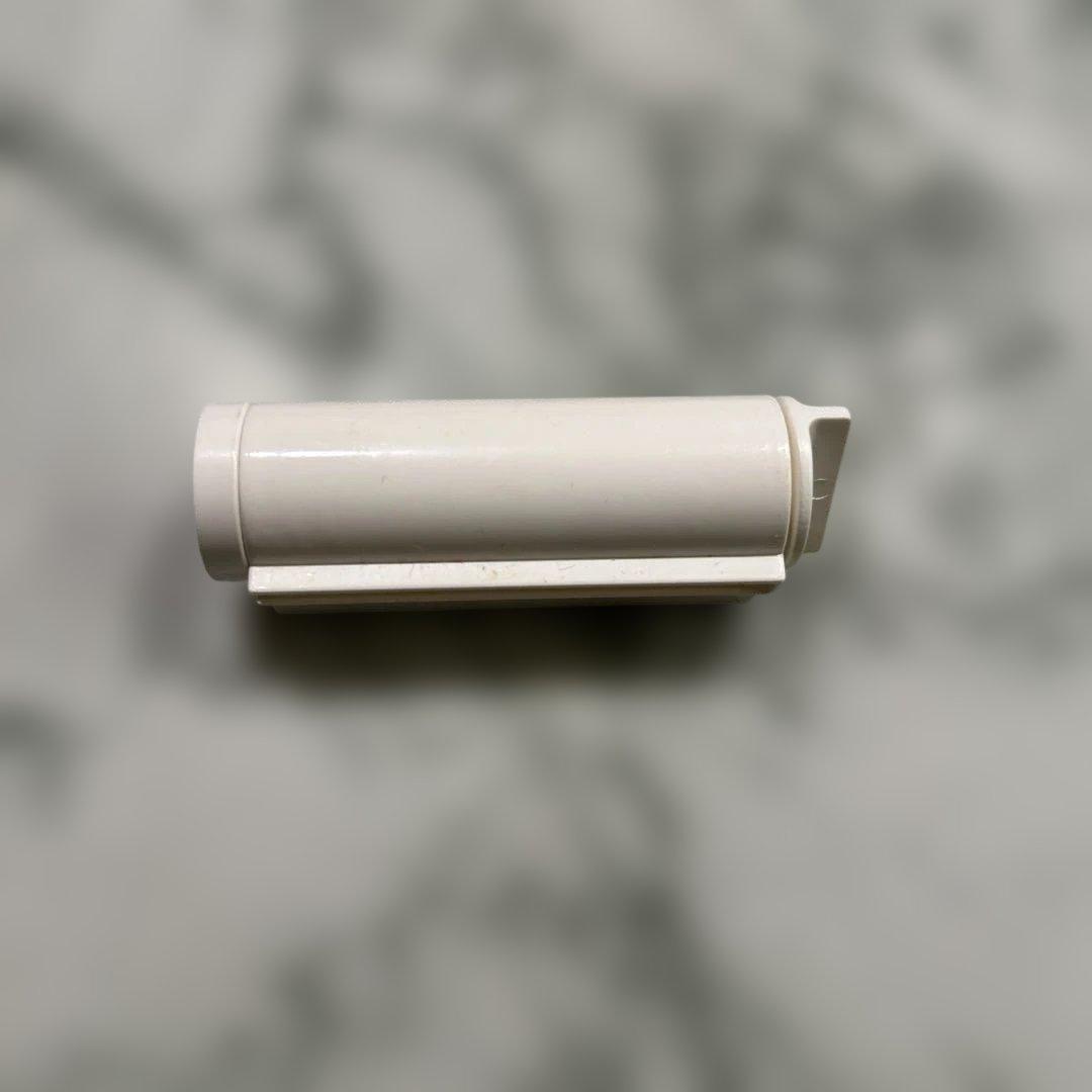 歯磨き粉チューブ絞り機器マグネット付きホルダー白ホワイト浮かせる収納スッキリ断捨