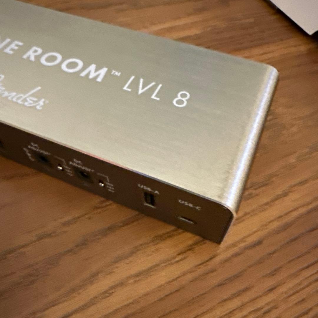 6/20限定値下　Fender ENGINE ROOM LVL8 パワーサプライ